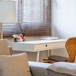 Nira Urban Nest Living * Θεσσαλονίκη